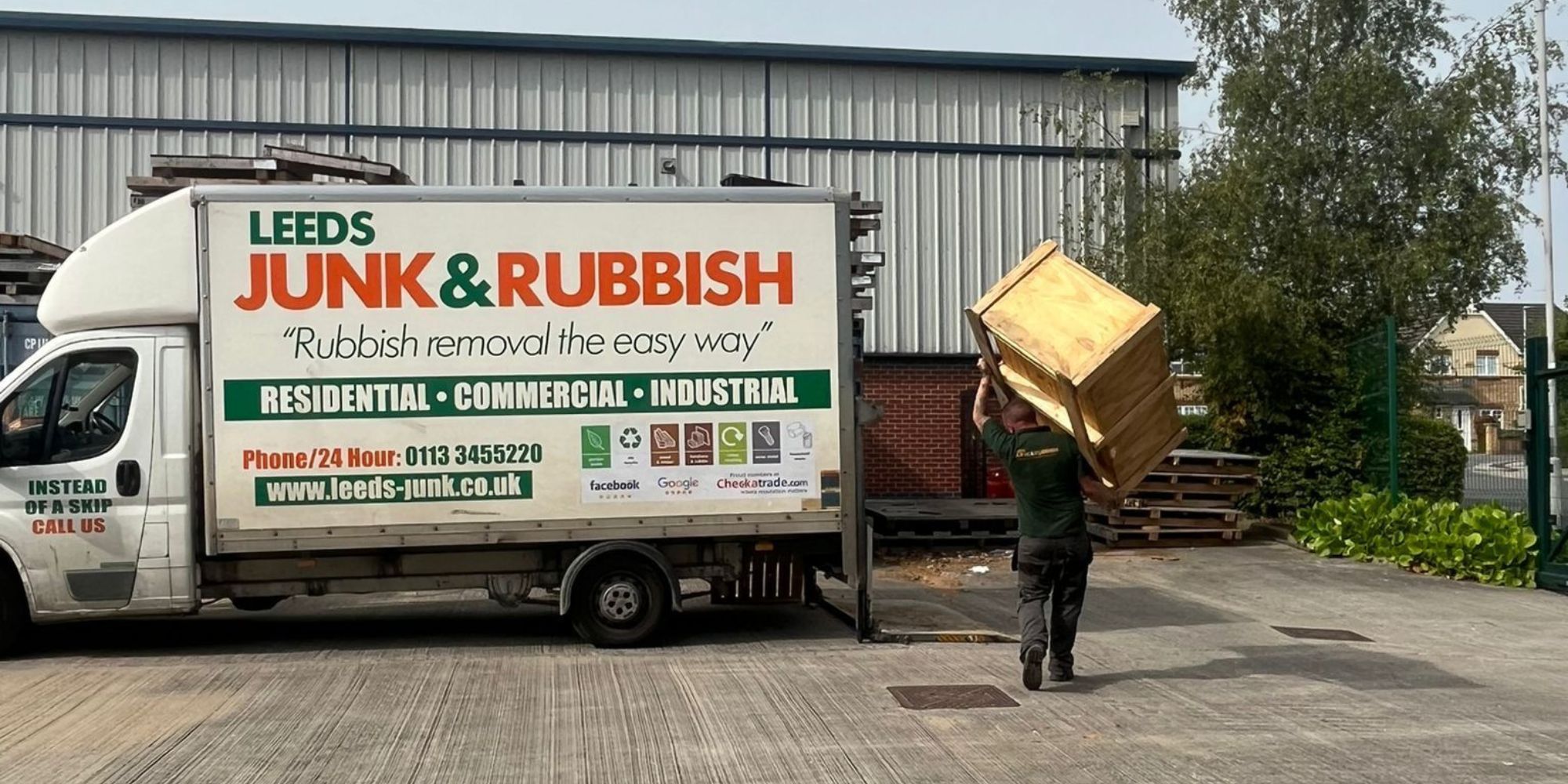 Leeds-Junk-Rubbish-Removal-Man-Van-service